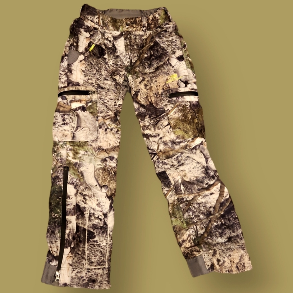 Youth Large Mossy Oak Insulated Camo Pants